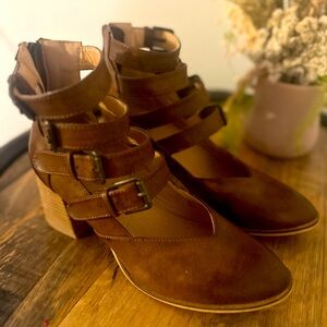 Brown Belted Beast Fashion Shoes - these are so comfortable and stylish!